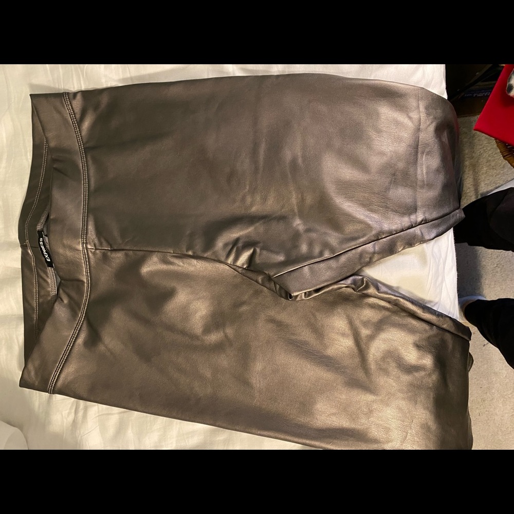 Metallic express leather leggings